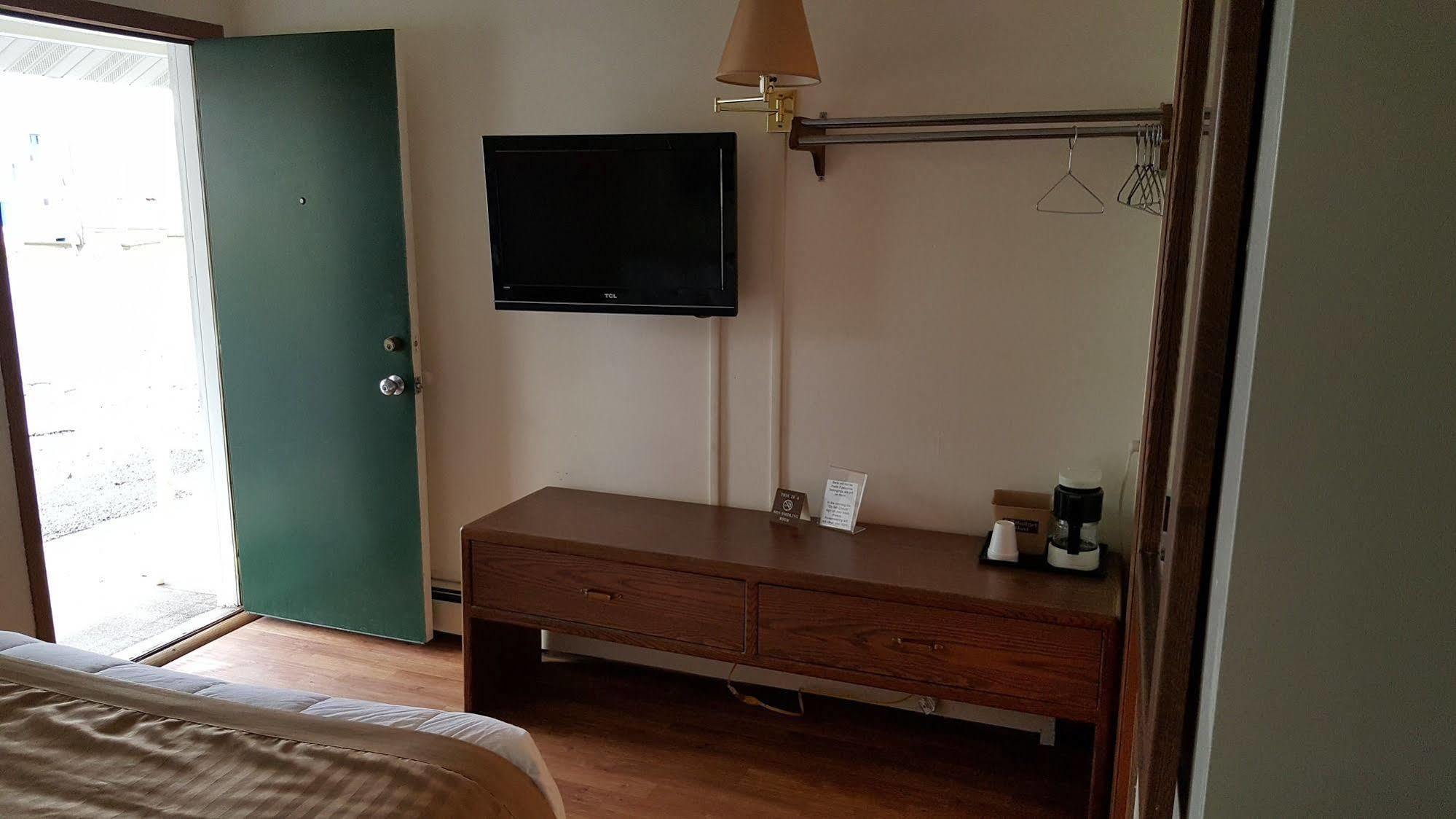 Budget Host Inn Detroit Lakes Exteriör bild